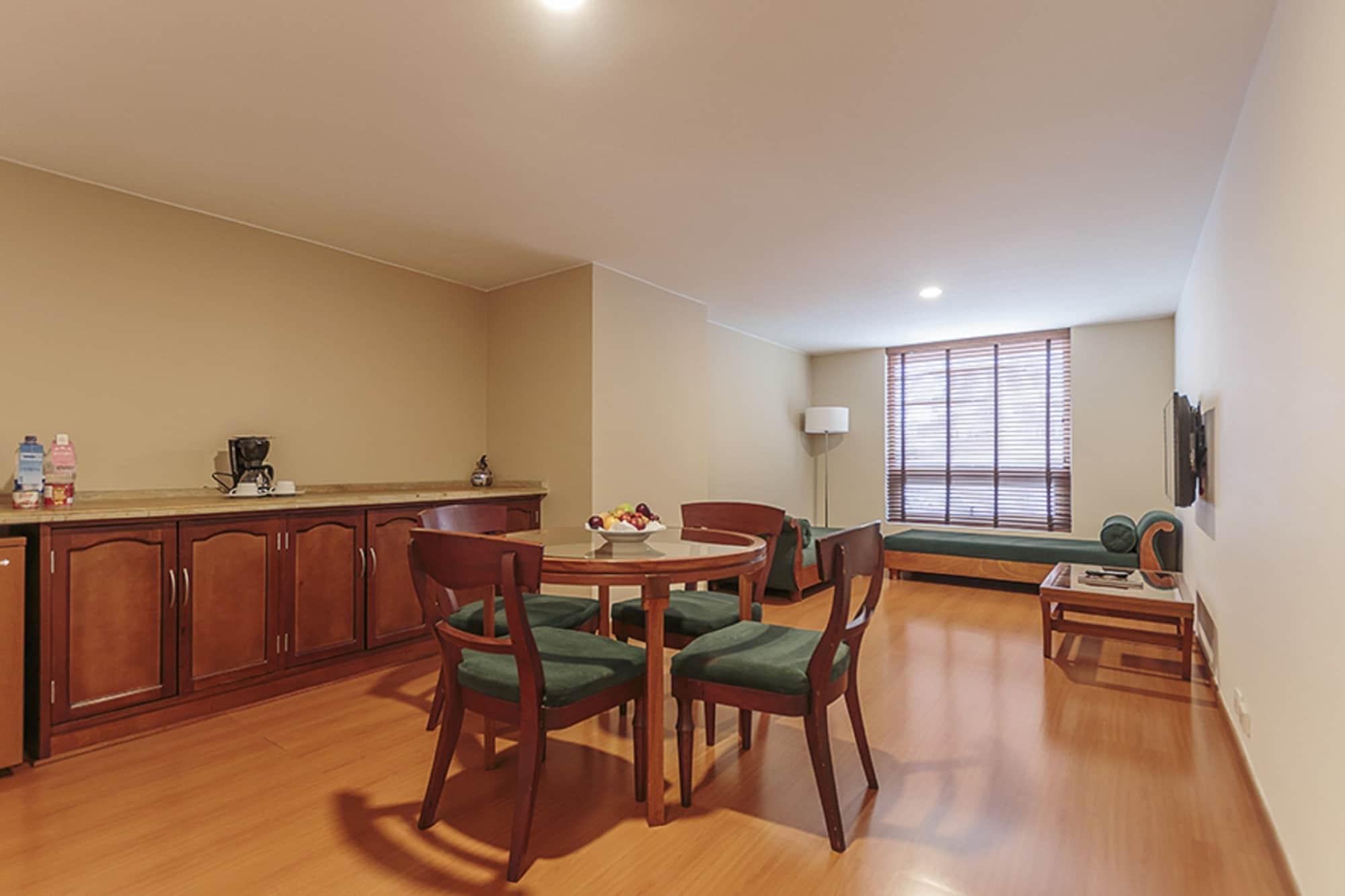 בוגוטה Hotel Estelar Suites Jones מראה חיצוני תמונה