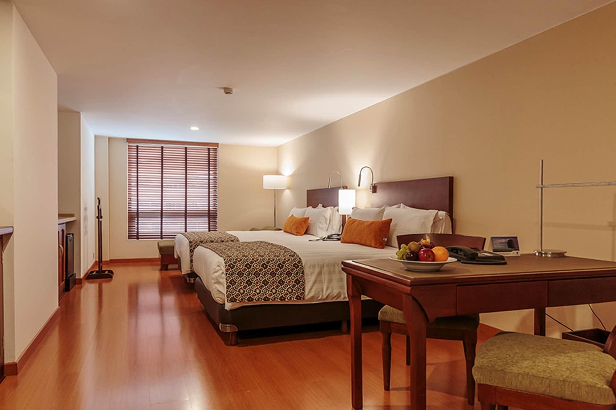 בוגוטה Hotel Estelar Suites Jones מראה חיצוני תמונה