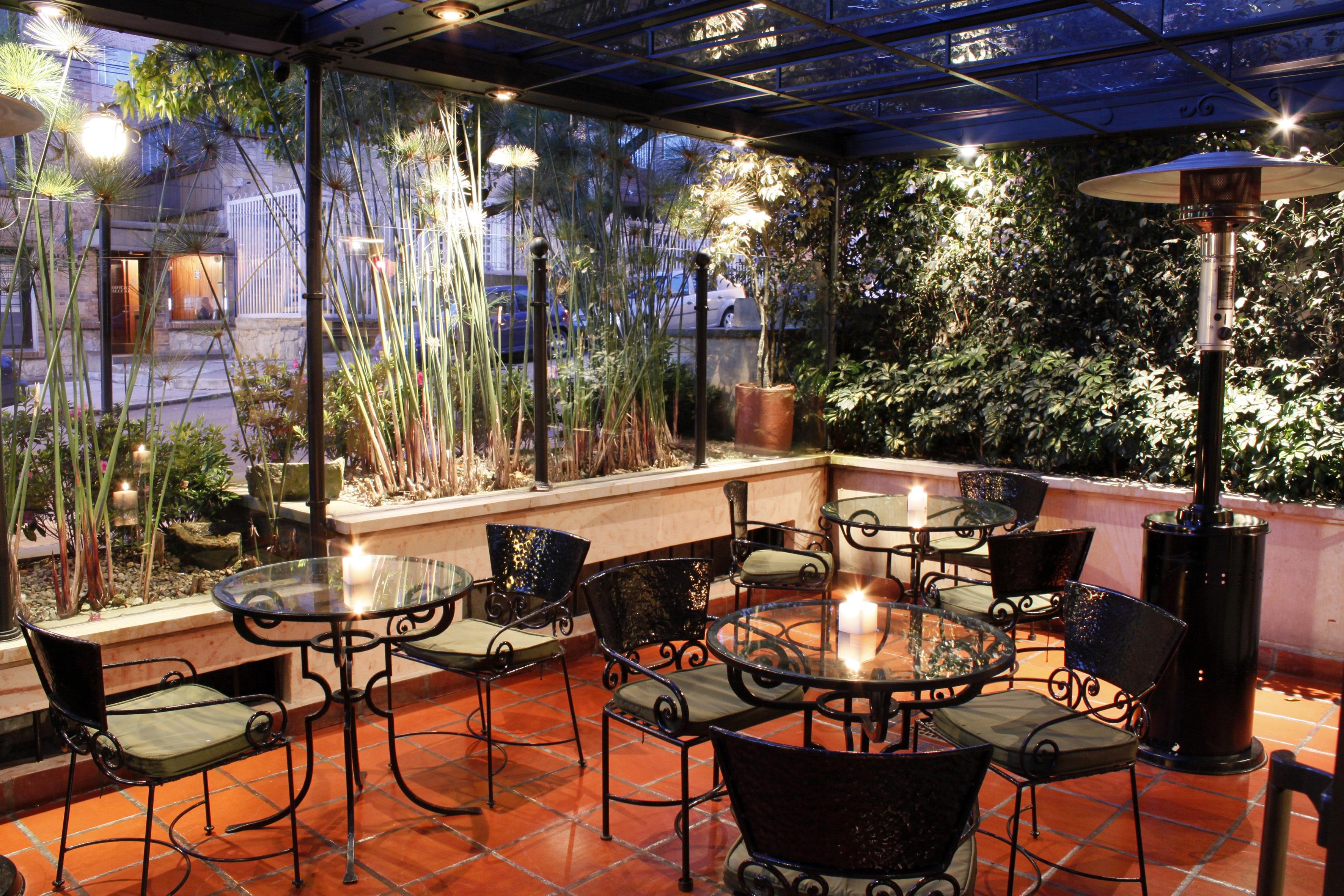 בוגוטה Hotel Estelar Suites Jones מסעדה תמונה