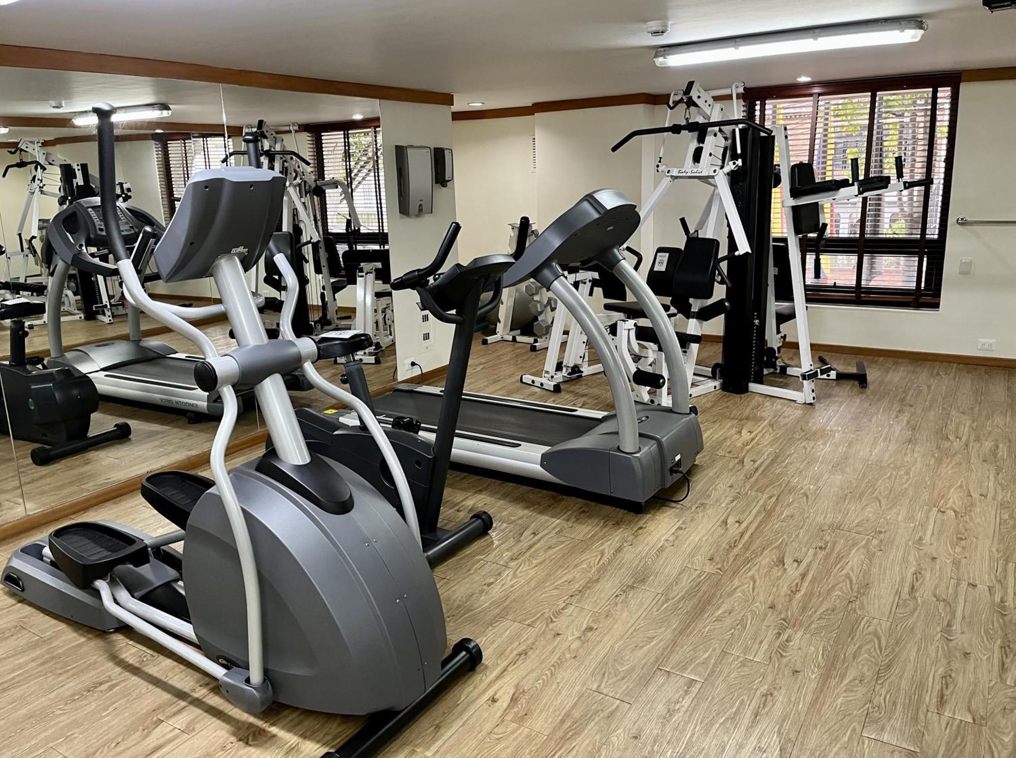 בוגוטה Hotel Estelar Suites Jones מראה חיצוני תמונה